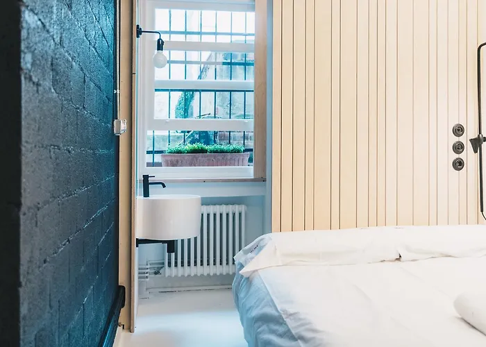 Kaia By People * ビルバオ